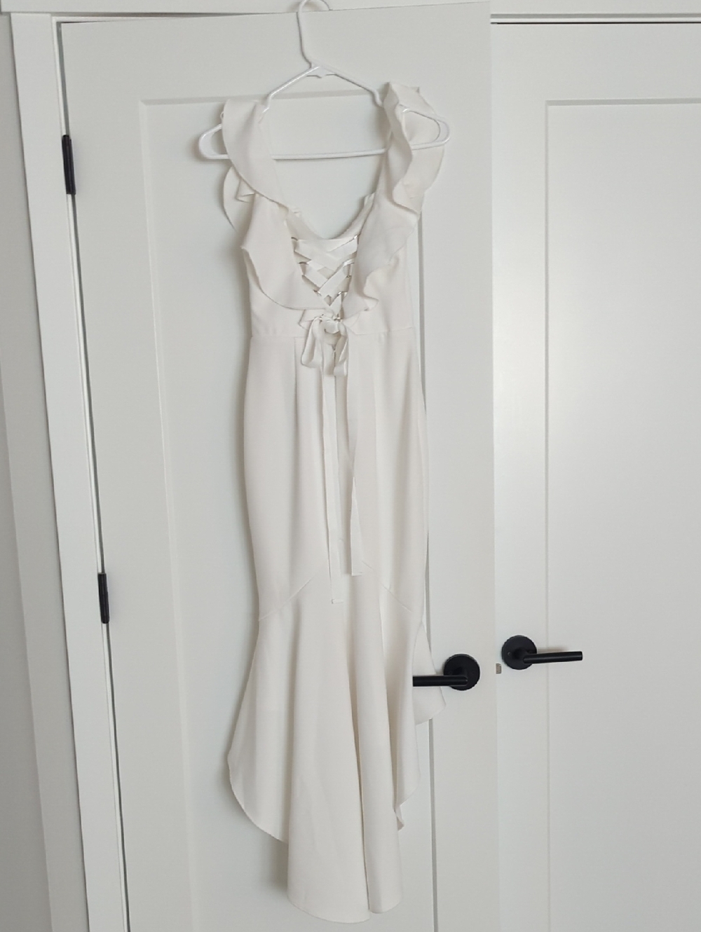 Selfie Leslie Ivory Ruffled Lace-Up Dress Small